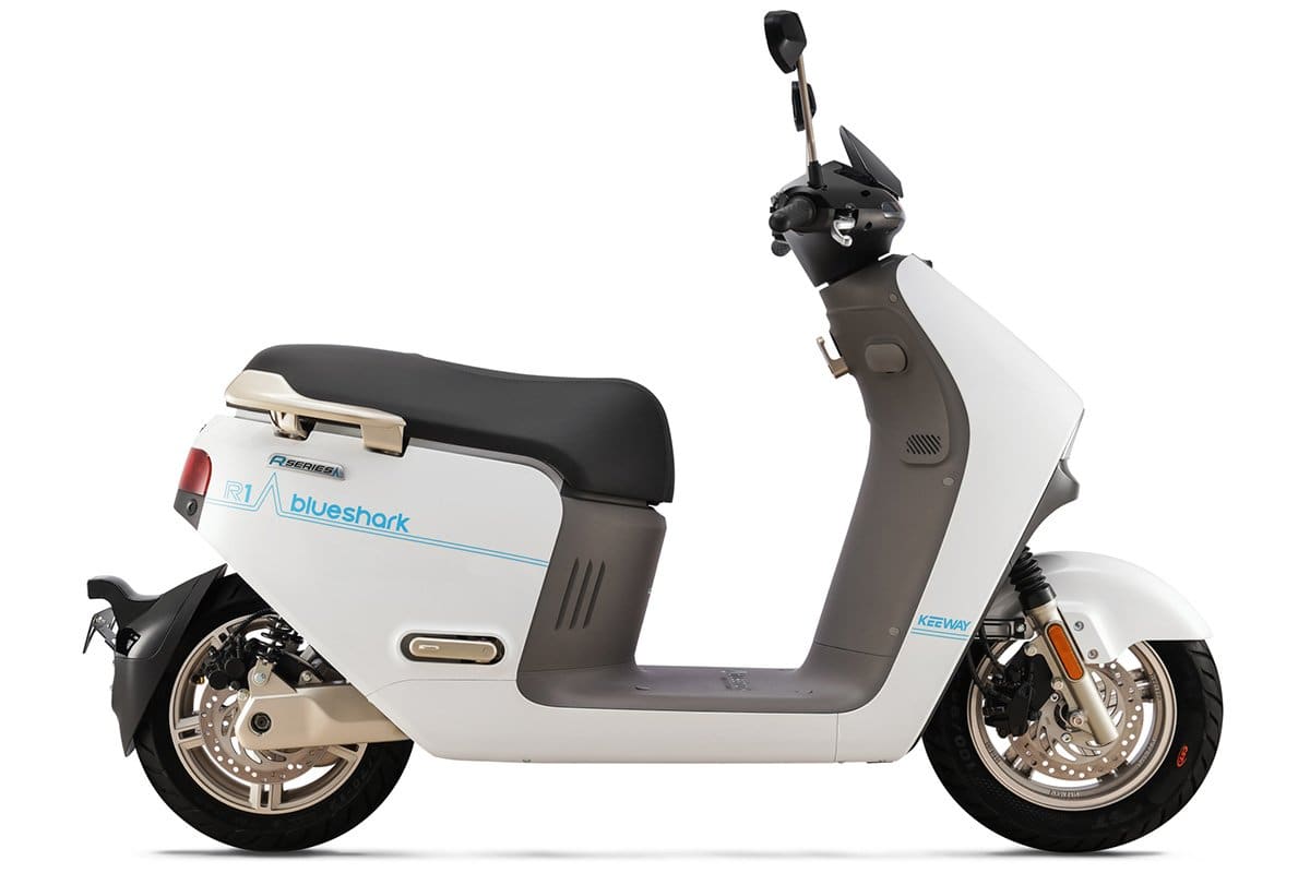 New 2024 Keeway Blueshark 80
